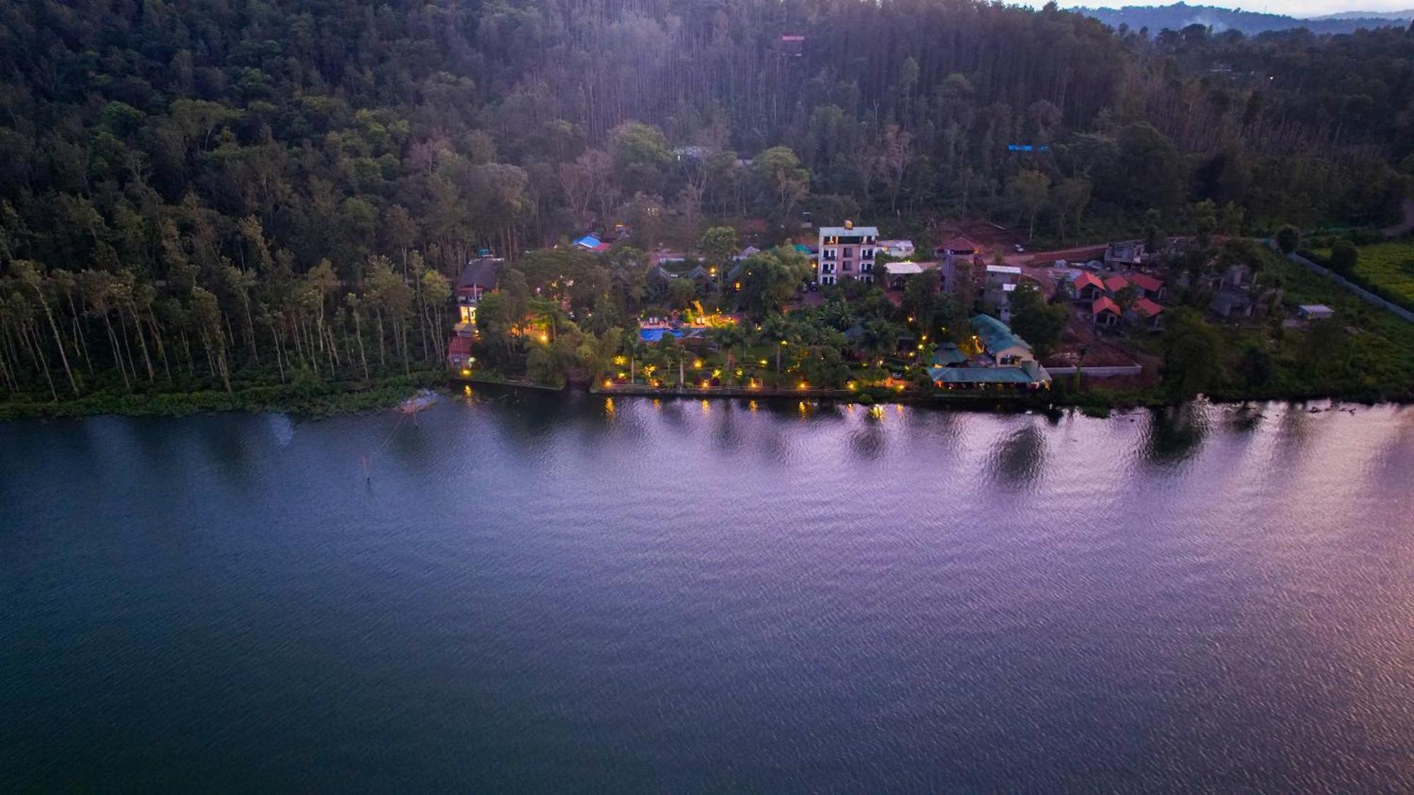 Coorg Jungle Camp Backwater Resort Suntikoppa Exterior photo