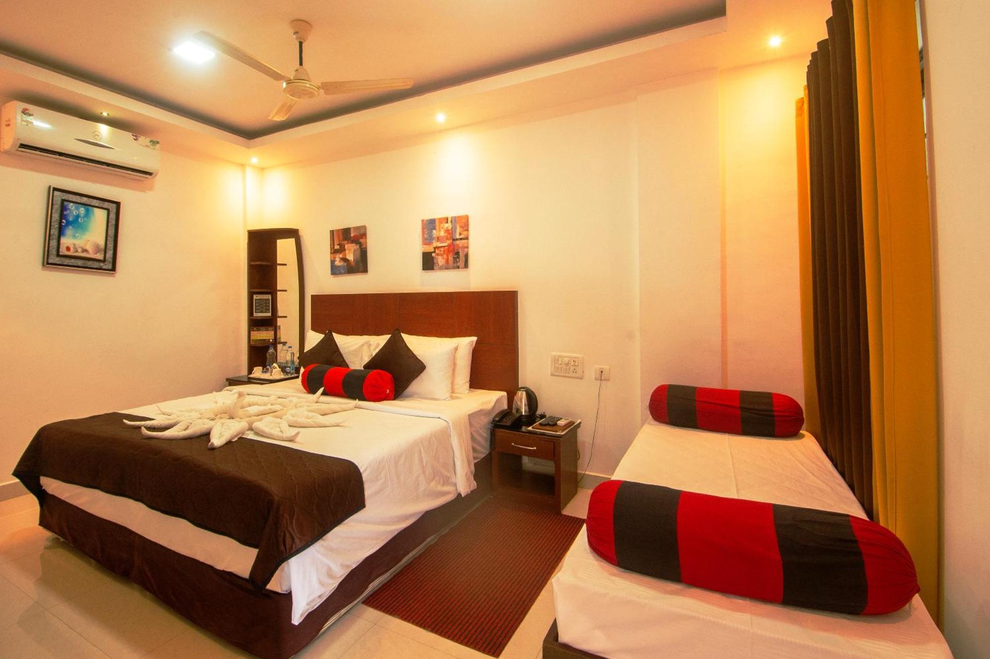 Coorg Jungle Camp Backwater Resort Suntikoppa Exterior photo